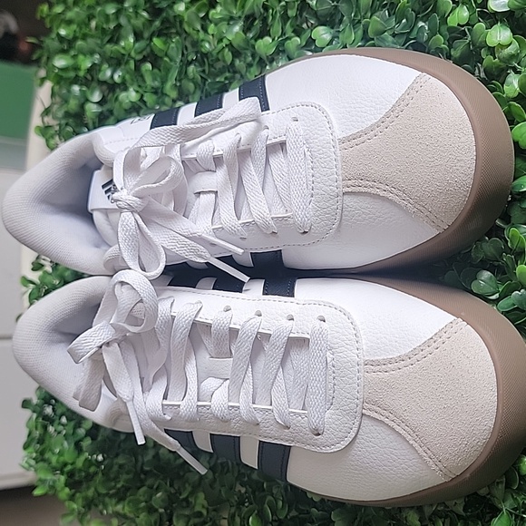 Adidas White and Black Casual Shoes - Picture 2 of 6